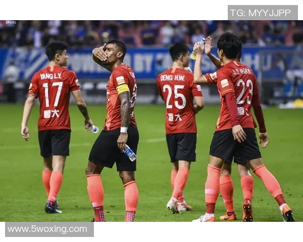 上港与恒大激战成和精彩回顾视频尽在这里