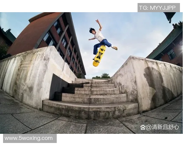 重庆滑板队与南京滑板队赛后复盘分析团队配合与战术执行的关键因素